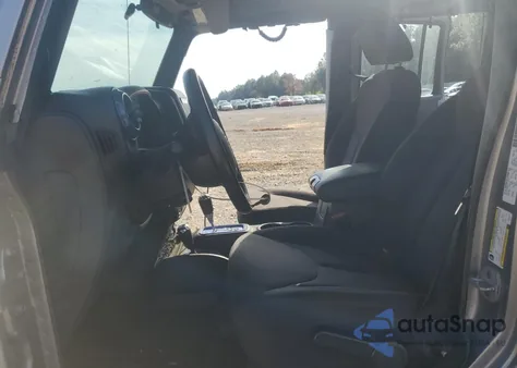 2013 Jeep Wrangler Unlimited Sport из США, поврежденный, VIN 1C4BJWDG4DL663365